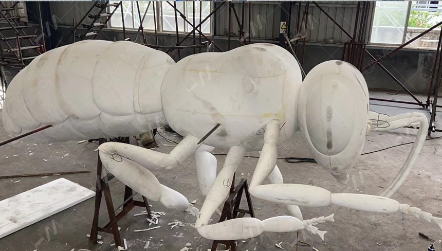 Stainless steel bee sculpture hard foam model Stainless steel bee sculpture hard foam model